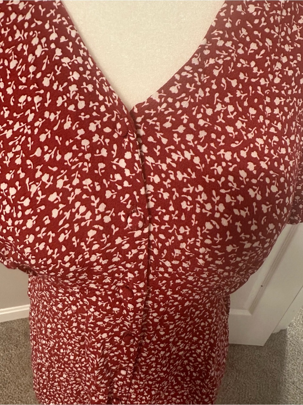 Levi's Red Floral V-Neck Maxi Dress with White Print - Picture 2 of 5